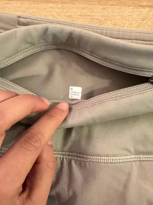 Lululemon Shorts Speed Up 4" taupe - Image 3