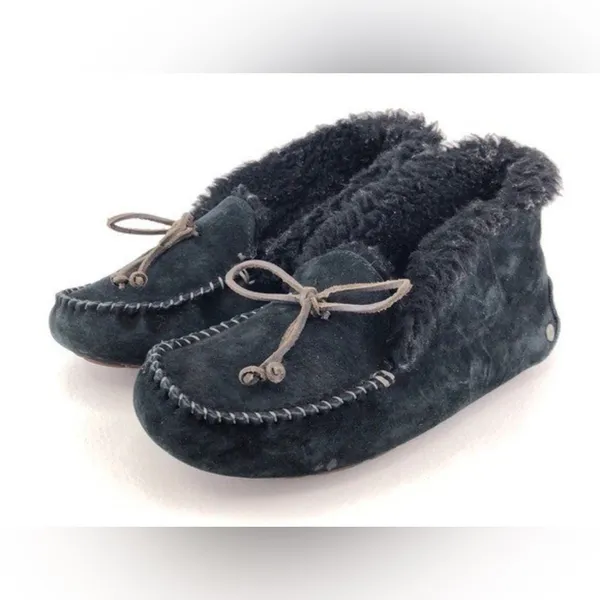 UGG Alena Indoor Outdoor Moccasin Slippers Womens Size 7 Black Suede Sheepskin - Image 2