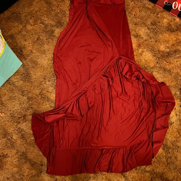 Shein . Size medium. Color is burgundy. - Image 3