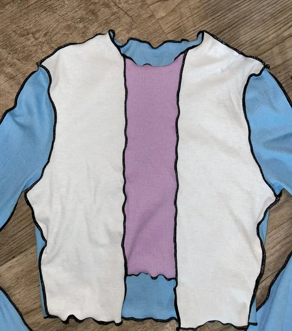 Long Sleeve Crop Top - Image 2