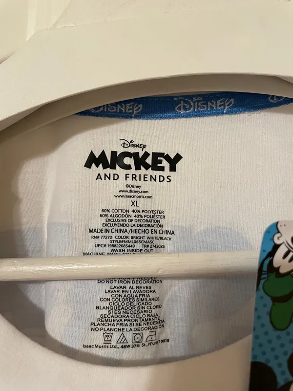 NWT! Disney Mickey & Friends Adult Disney Family T-shirt Embroidered Size XL - Image 4