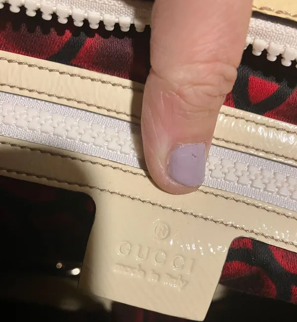 Gucci Snow Bag - Image 10
