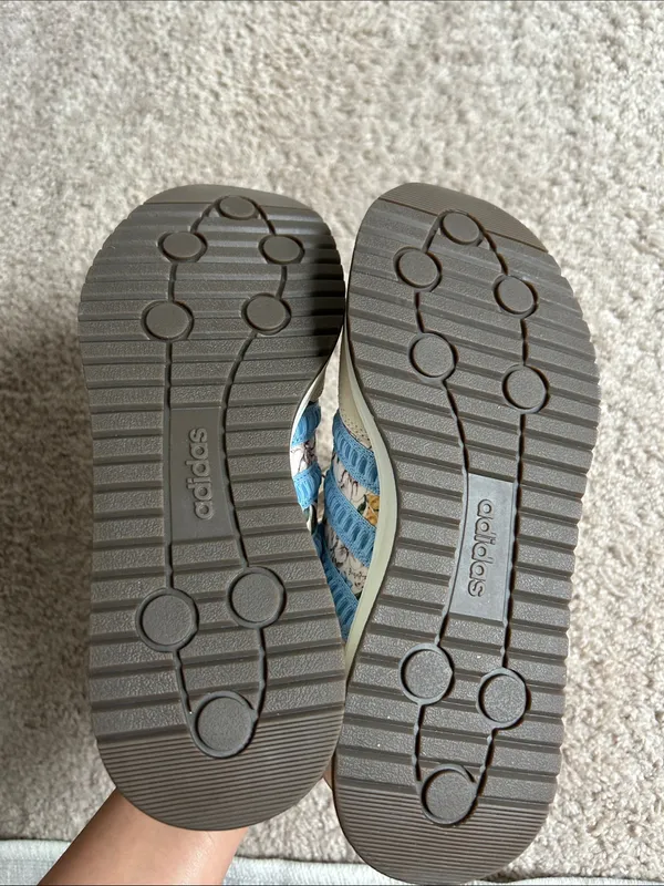 Adidas *Farm Rio sneakers. Size 7 - Image 5