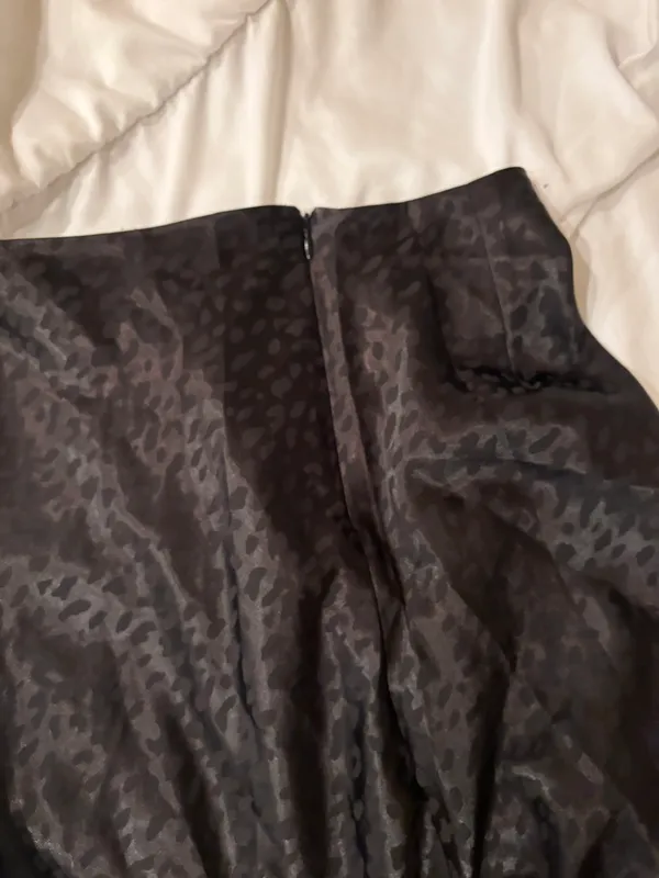 Mid Skirt - Image 3