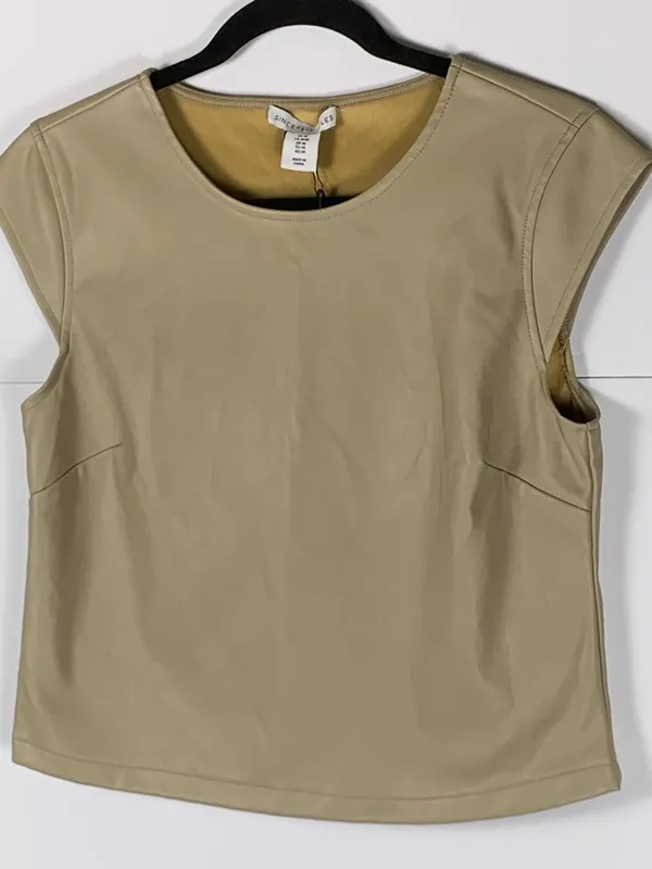 Sincerely Jules Faux Leather Top M Taupe Cap Sleeve NWT Vegan Leather - Image 3
