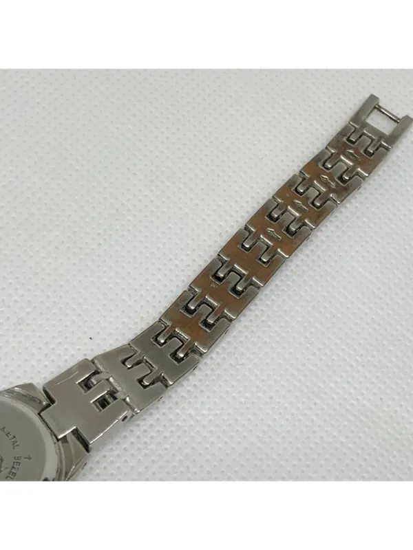Vintage Elgin women’s watch silver tone mop dial Gemstones quartz 23mm running - Image 8
