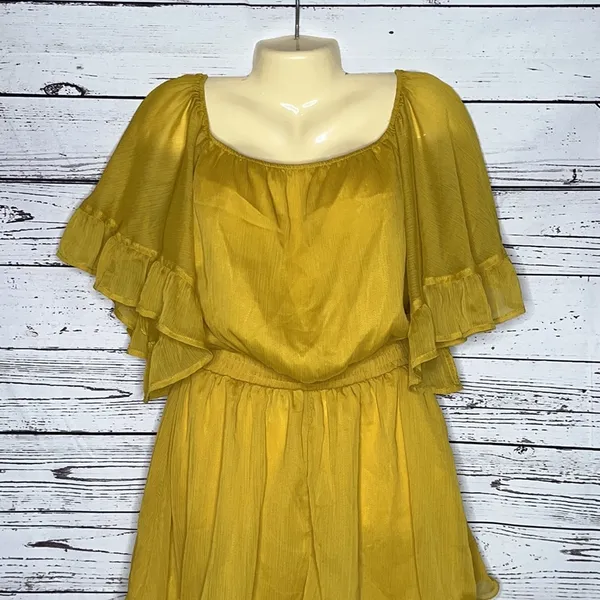 Endless Rose NWT Size M Golden Yellow Chiffon Drop Waistline Shorts Romper - Image 2