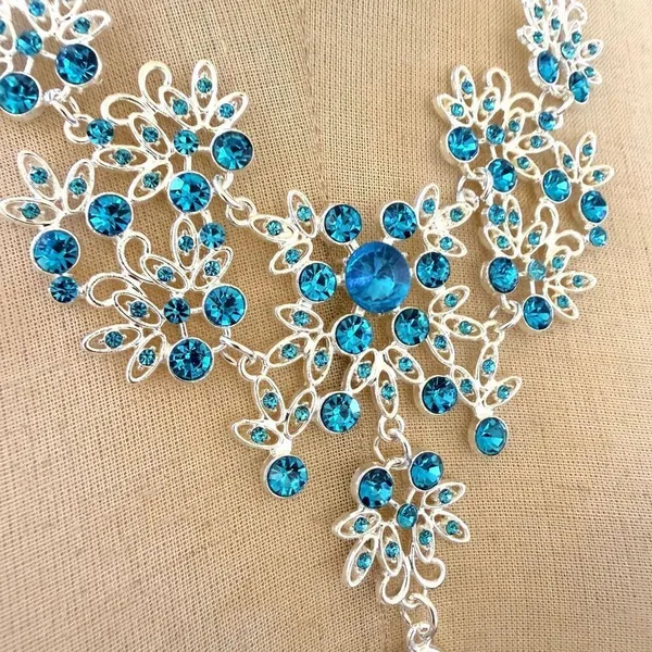 Silver Tone blue Rhinestone Statement Bib Necklace Drop Pendant - Image 5