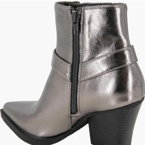 NWT BCBGENRATION Cassidy Harness Harness Bootie Silver 8.5 - Image 3