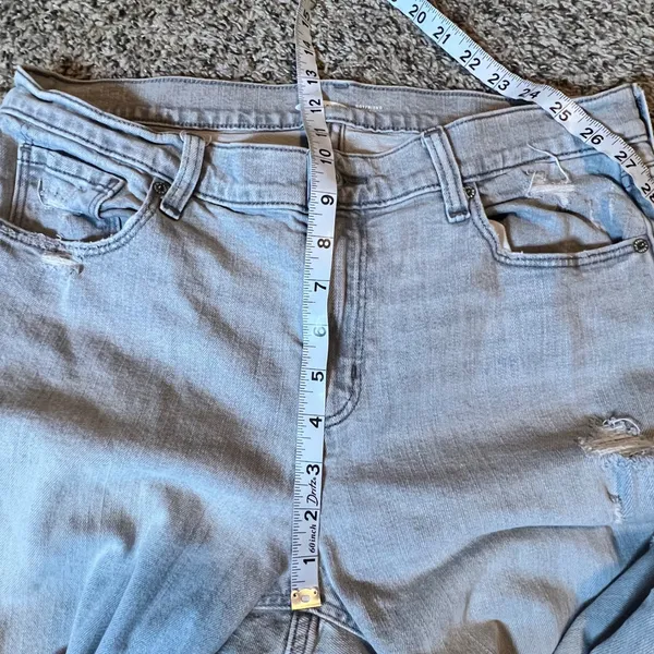 Old Navy Boyfriend Mid-Rise Distressed Gray Straight Leg Jean 12‎ Distressed - Image 5