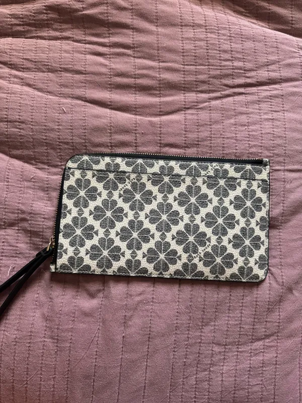 Kate Spade Wallet Wristlet - Image 3