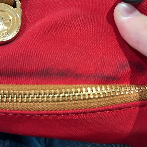 Michael Kors Kempton Small Crossbody Bag - Image 6