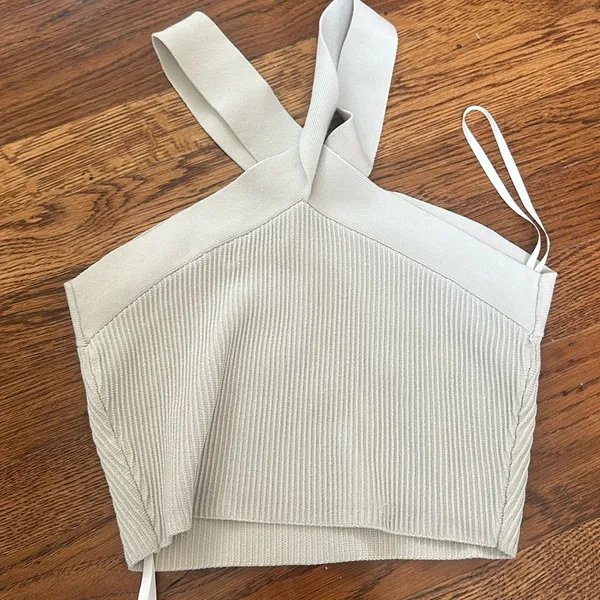 Aritzia babton halter knit crop cross cross tank beige medium - Image 2