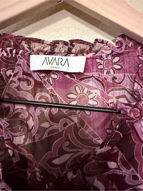 Avara Long Sleeve Purple Metallic Blouse Size Small - Image 3