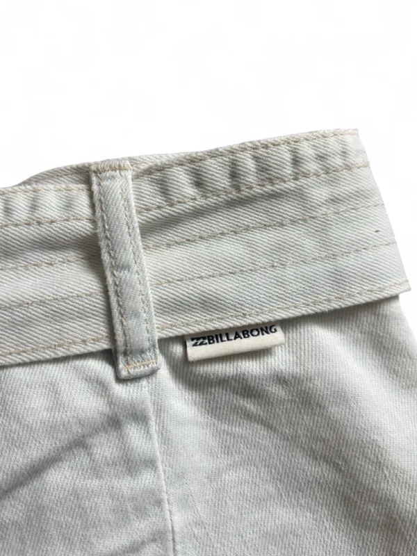 Billabong Light Wash High-Waist Denim Belted Shorts Tie Waist Cuffed Sz 28 Jorts - Image 3