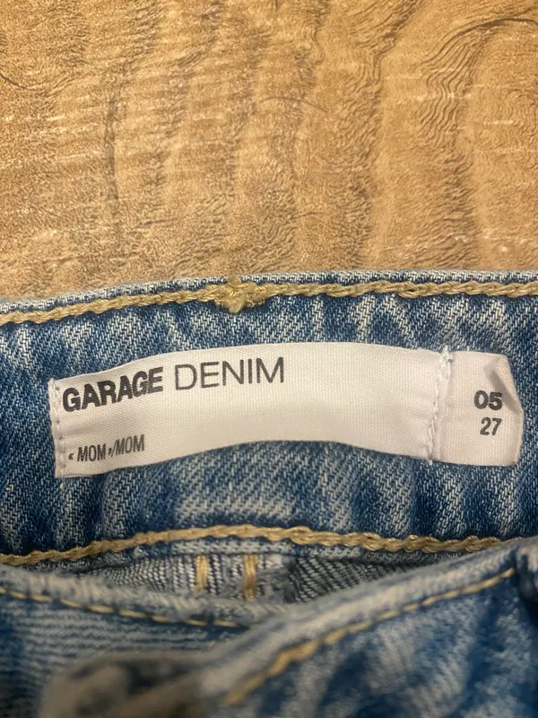 Garage Mom Jeans - Image 3