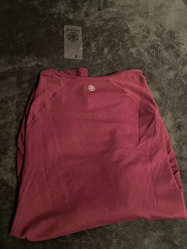 Gaiam Athletic Top - Image 4
