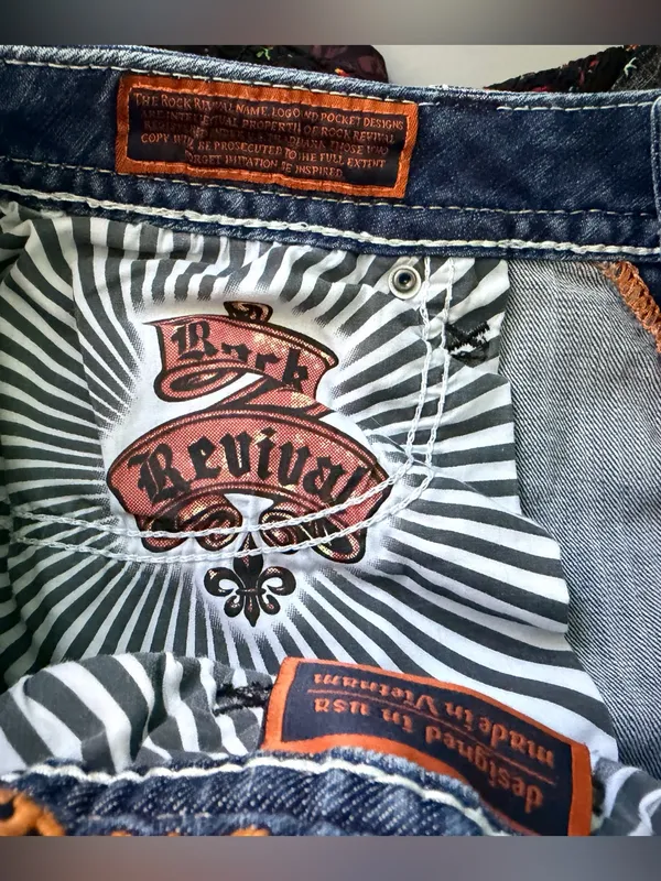 Rock Revival Betty cropped denim capri jeans size 32 - Image 11