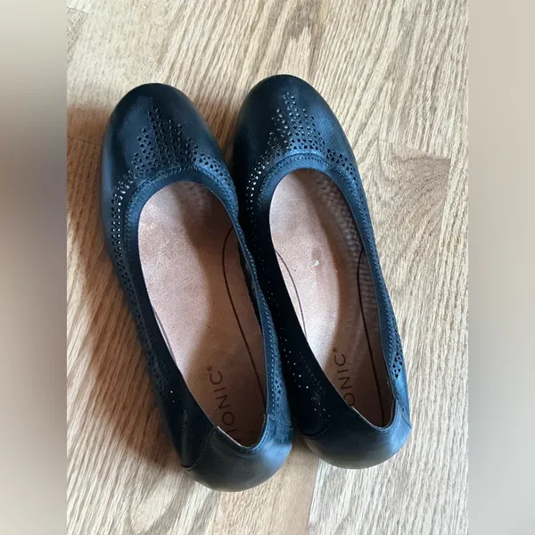 VIONIC leather loafers 🌷🌷 - Image 3