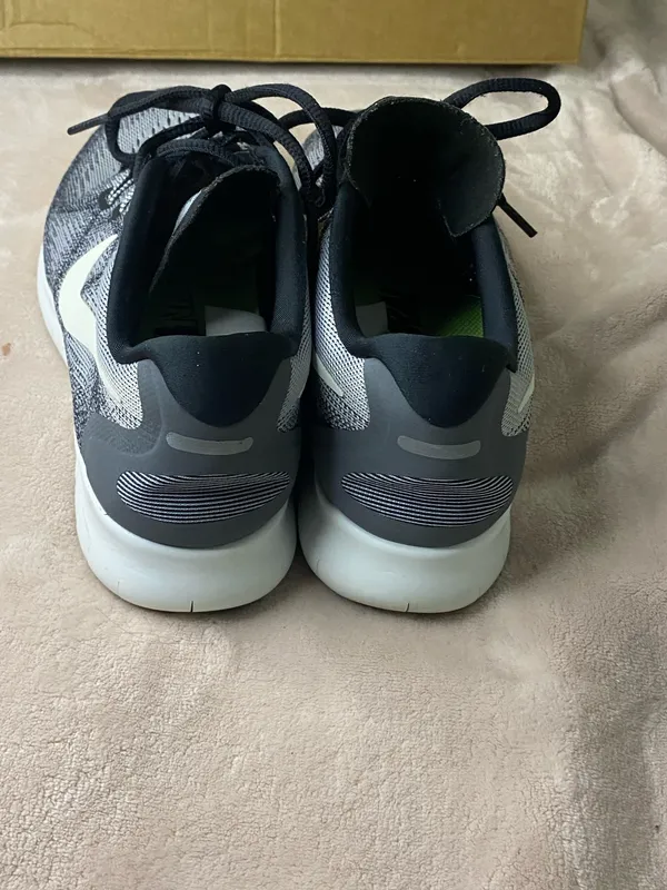 Nike Free RN Women Running Shoes Size 7.5 - Image 3
