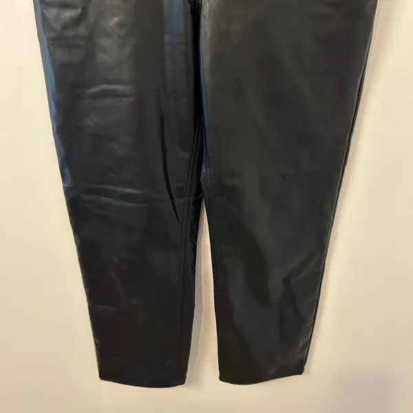 NWT Abercrombie & Fitch The Ankle Straight Ultra High Rise Vegan Leather Size 4 - Image 5