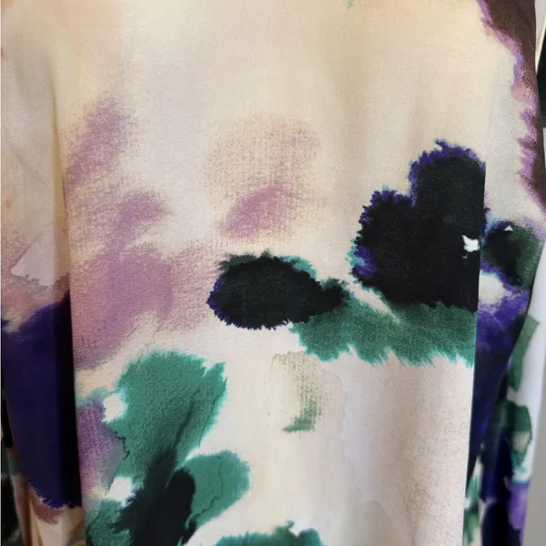 CAbi Mystic Watercolor V-Neck Blouse in Purple, Teal & Pink Sz M - Image 4