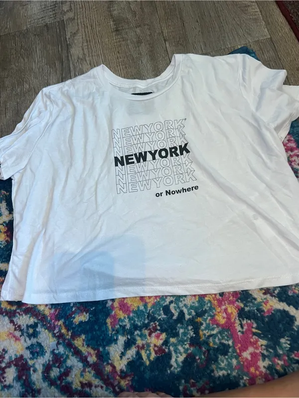 New York or nowhere Graphic White Crop Tee - Image 5