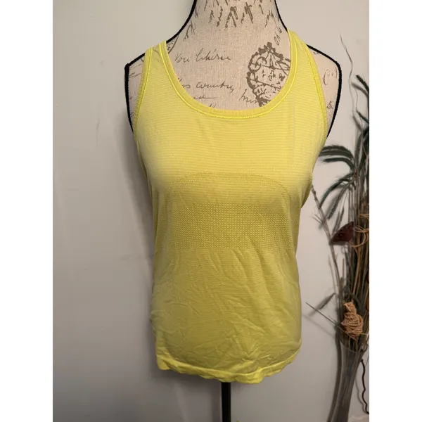Lululemon Swiftly Tech‎ Racerback Tank Top Yellow Size 10 Athletic Running Gym - Image 2
