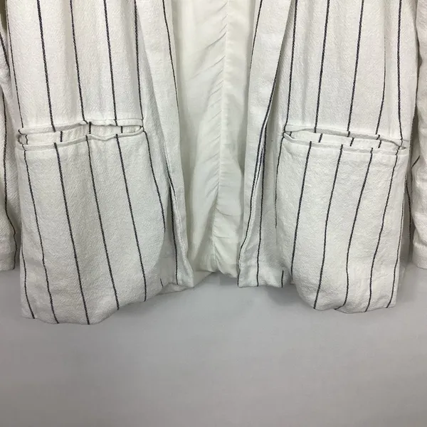 Abercrombie Striped Blazer Size Medium - Image 2