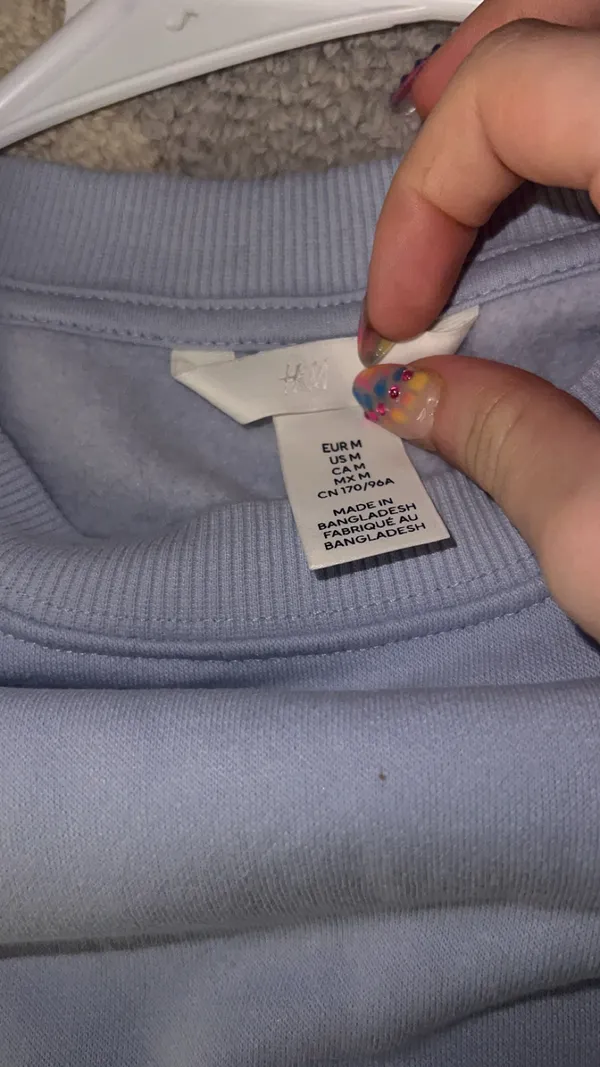 Light blue H&M sweatshirt  - Image 2