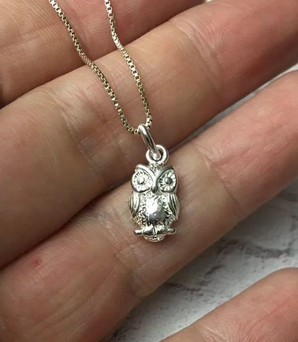 Sterling silver owl pendant with 18” box chain - Image 2