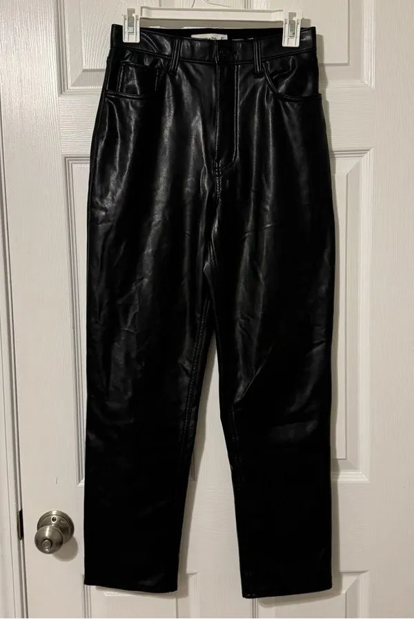 Abercrombie & Fitch The Ankle Straight Ultra High Rise Leather Pants Size 27 / 4 - Image 2