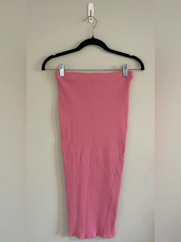 Lulus Ribbed Side Slit Midi Skirt, Pink, Size S, NWOT - Image 2