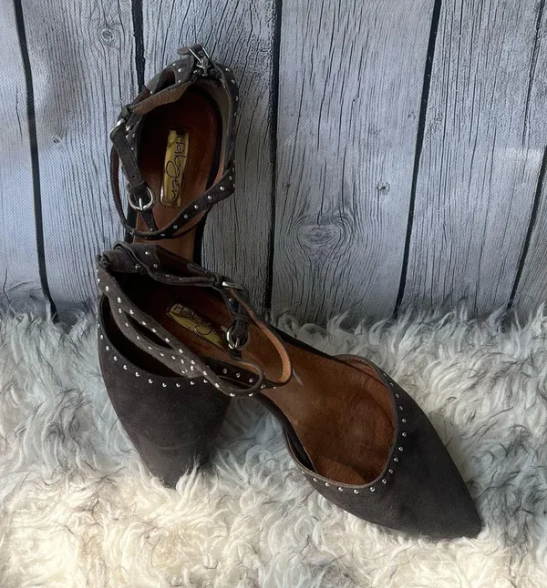 🤎 Halogen Studded Suede Heels - Size 7.5 Elegant and edgy! These pointed-toe heels by Halogen feature a soft suede finish and silver stud detailing for a chic, modern look. ✨ Size 7.5 – true to size ✨ Rich taupe/brown suede ✨ Adjustable ankle strap with silver buckle ✨ Studded detail around toe and straps ✨ Gently worn – great condition Perfect for date night, office outfits, or elevated everyday looks! - Image 5