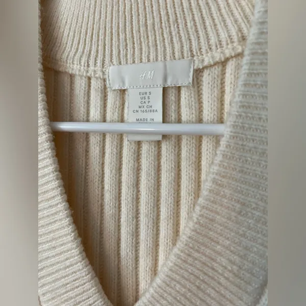 H&M Oversized cream rib knit sweater vest - Image 3