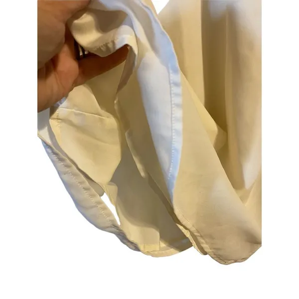 Banana Republic white cami size 0 vneck - Image 4