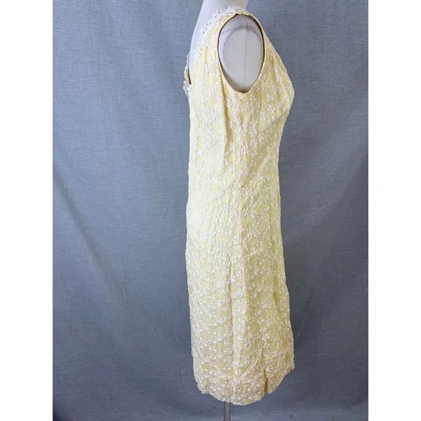 Vintage 1960s Handmade‎ Yellow Lace Overlay Sheath Dress Daisy Trim S - Image 11