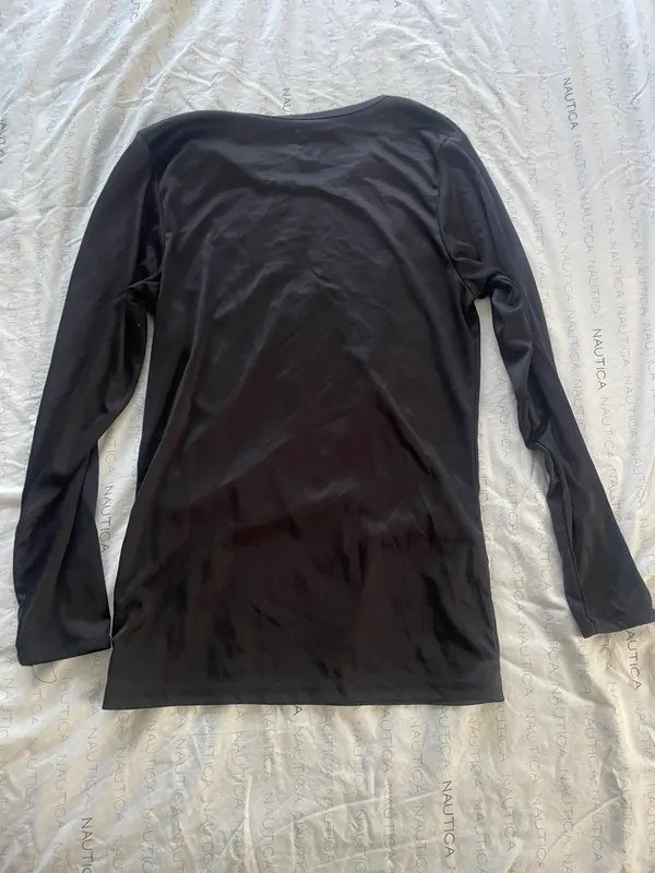 Women Size Small Long Sleeve Under Shirt - Image 2