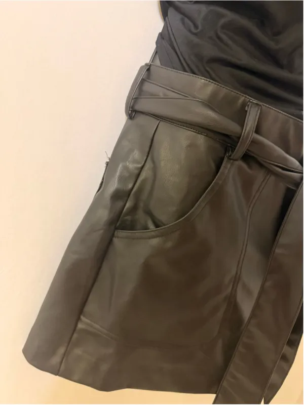 Women's Zara Faux Leather High Waist Belted Shorts Black Size M - Image 4