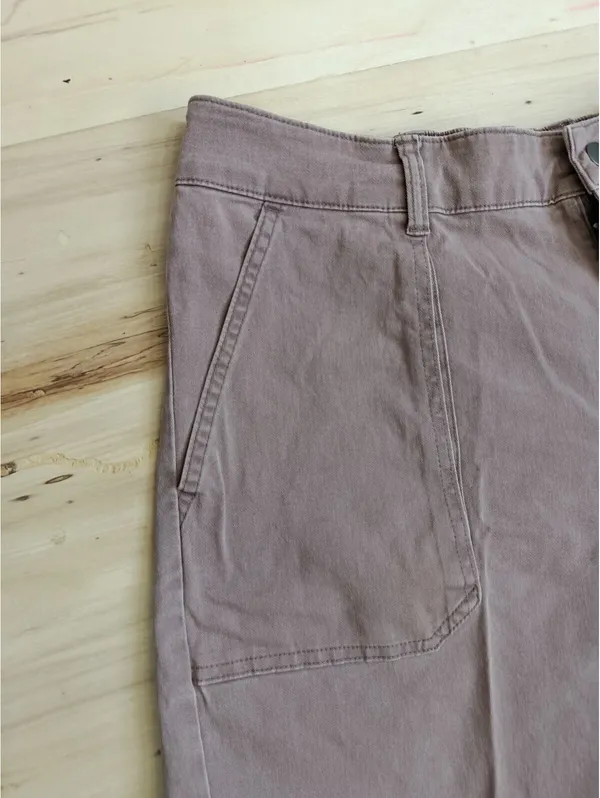 Wild Fable Women's Cargo Pants – Size Large (L) - Image 4