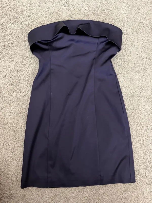 Aritzia Shimmer Tube Satin Dress Ten - Image 3