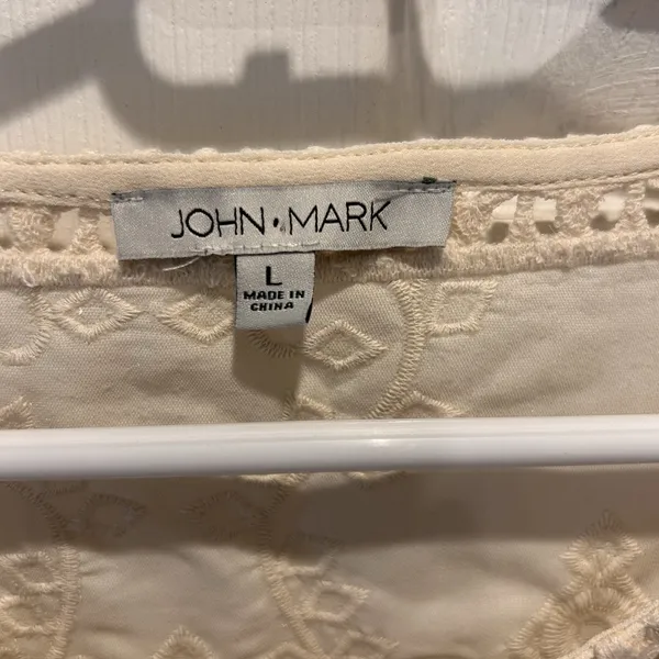 John Mark Cream Eyelet Embroidered Velvet Tunic Top Bell Sleeve Scalloped‎ Hem L - Image 4