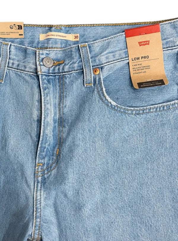 Levi’s Low Pro Straight Leg Jeans Size 30 NWT - Image 2