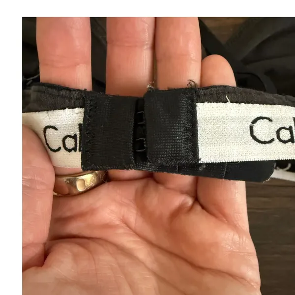 Calvin Klein Women's Black Unlined Triangle‎ Carousel Bra/ Bralette Size Small - Image 4
