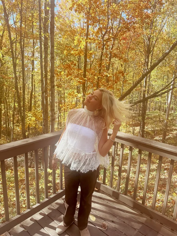 boutique lace top - Image 2