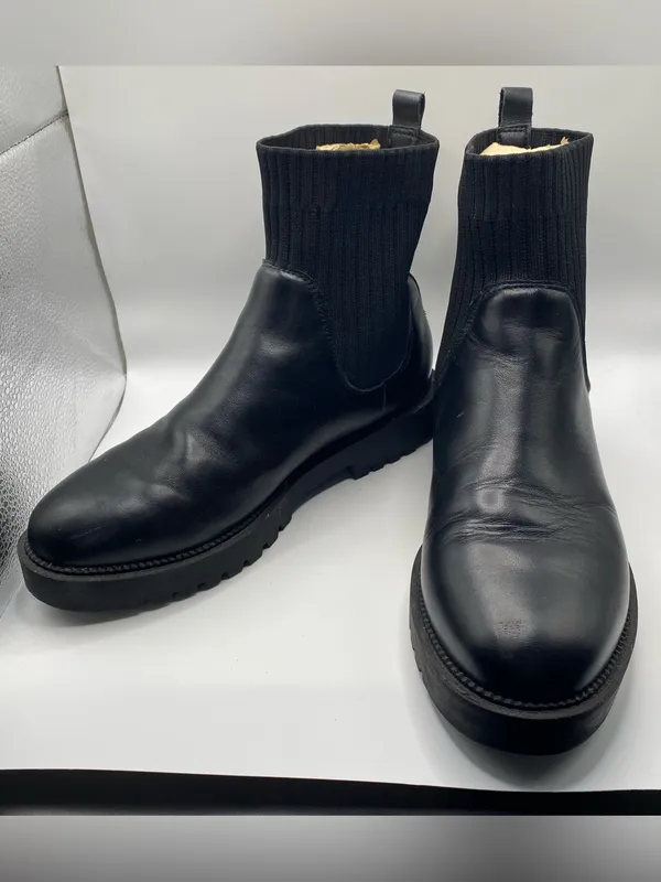 Blondo black leather waterproof Chelsea ankle boot bootie boots 8.5 - Image 2