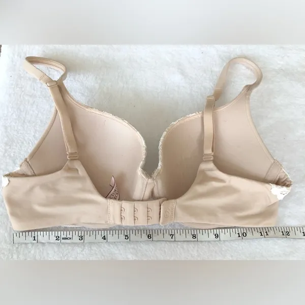 Victoria's Secret Body Underwire Padded Perfect Shape Bra size XS - Image 10