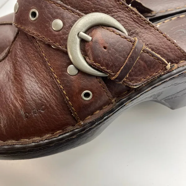b.ø.c Brown Leather Clogs Slides Studded Buckle Comfort Shoes‎ Women’s 8 BC6650 - Image 7