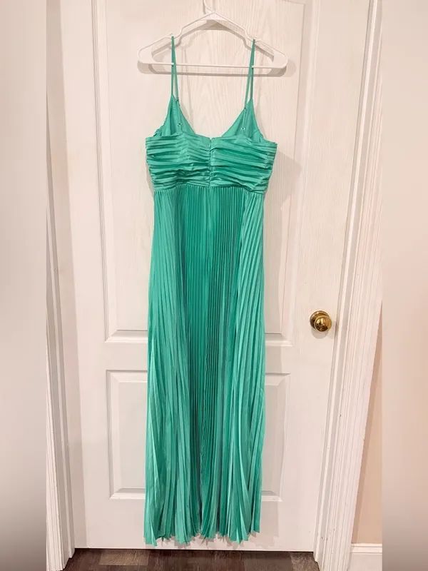 Final price Likely ASRA GOWN iN Green - Image 6