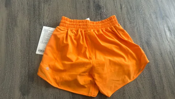 Lululemon Hotty Hot Shorts 4” - Image 5